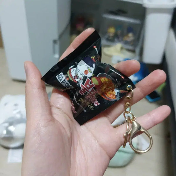 [BUNJANG] Buldak Stir-fried Noodles Mini Keychain / 불닭볶음면 키링