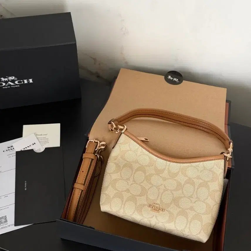 [BUNJANG] Coach Signature Tote Bag / 코치 토트백