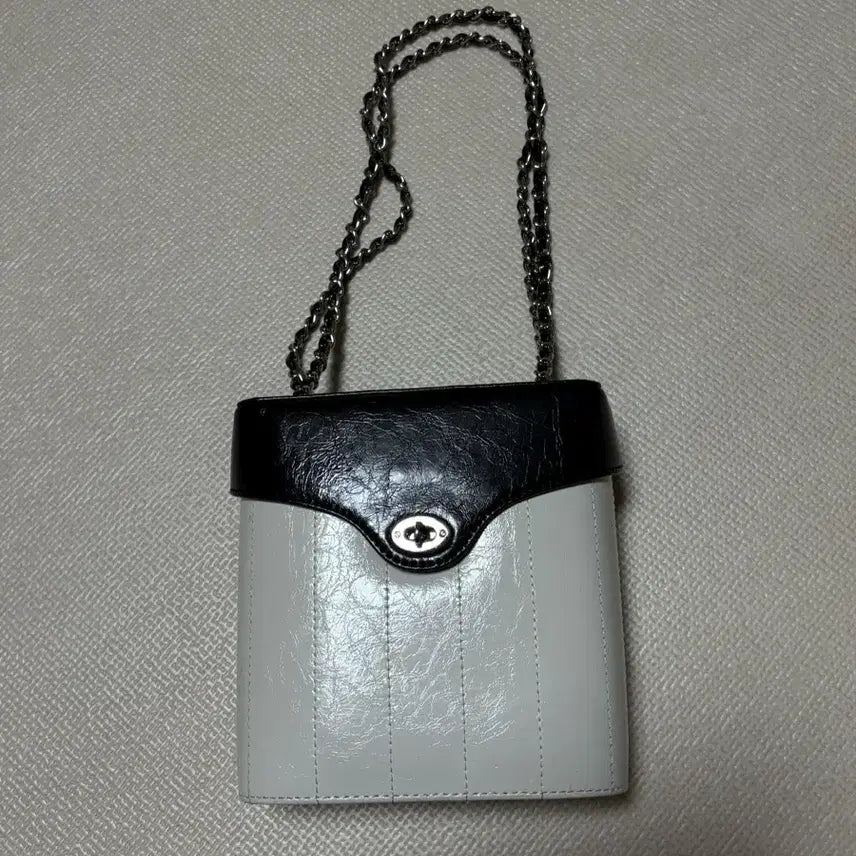 [BUNJANG] Cardinal Red Hardy Bag / 카디널레드 하디백