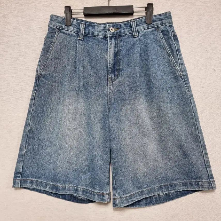 [BUNJANG] KIMUUR One-Tuck Denim Bermuda Pants / 키뮤어 원턱 데님 버뮤다 팬츠 남자33인치ㅡ0416ㅁㅁ