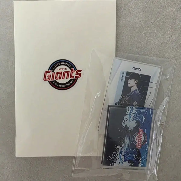 [BUNJANG] Lotte Giants Park Jung-min Acrylic Stand / 롯데자이언츠 박정민 아크릴 스탠드