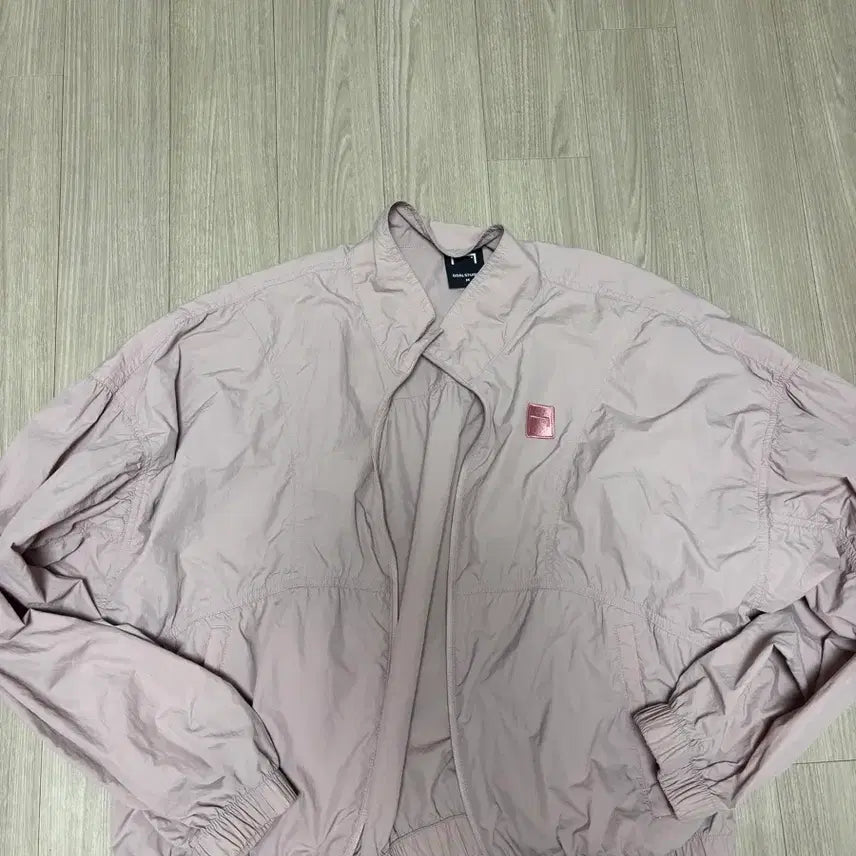 [BUNJANG] GO STUDIO Windbreaker Women's Size M / 골스튜디오 바람막이 여성 m
