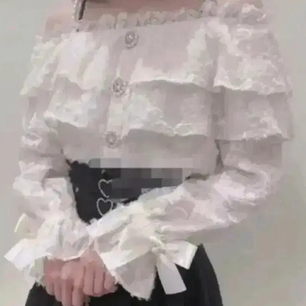 [BUNJANG] Rosita Feather Fur Off-Shoulder Blouse / 로지타 페더 퍼 오프숄더 블라우스 스나계 지뢰계 양지뢰 양산형