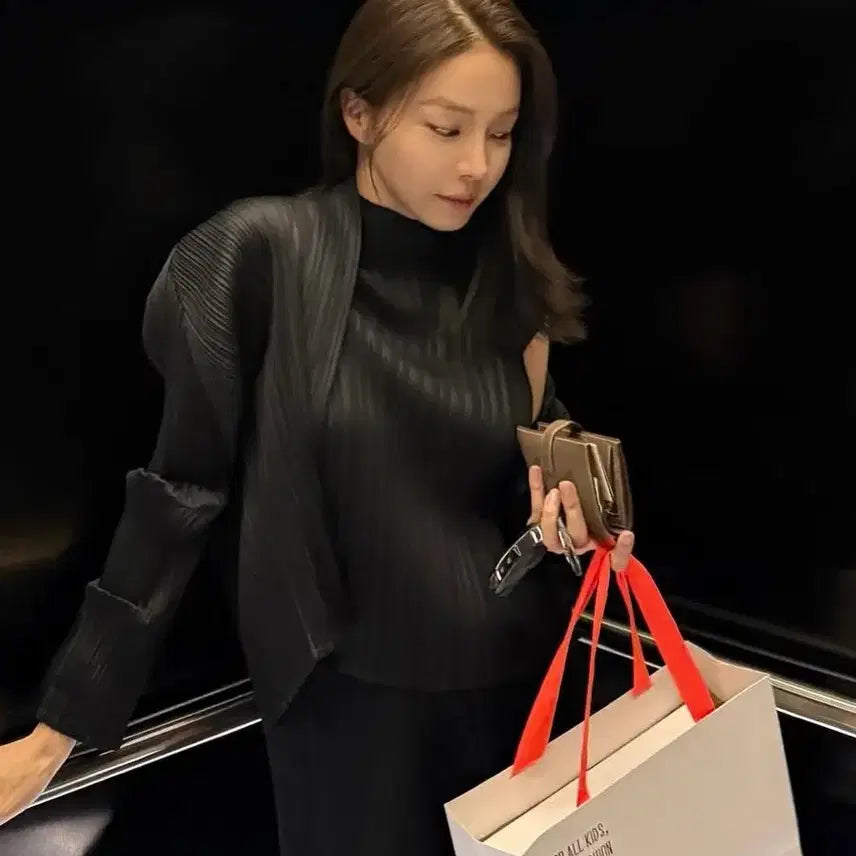 [BUNJANG] Ceeci Urban Pleats Jacket Black / (ceeci) 씨에씨 얼반 플리츠 자켓 블랙 한번 착용