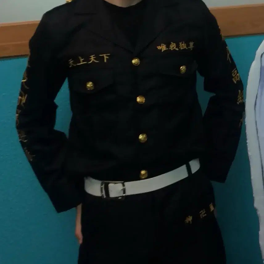 [BUNJANG] Tokyo Revengers Graduation Photo Costume / 졸업사진 도쿄 리벤져스 복장 판매