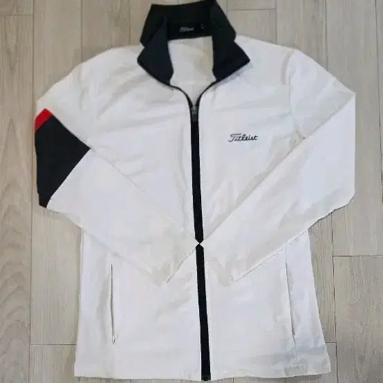 [BUNJANG] Titleist Golf Jacket White Size 95 / 타이틀리스트 골프 자켓 흰색 95 가슴단면 48