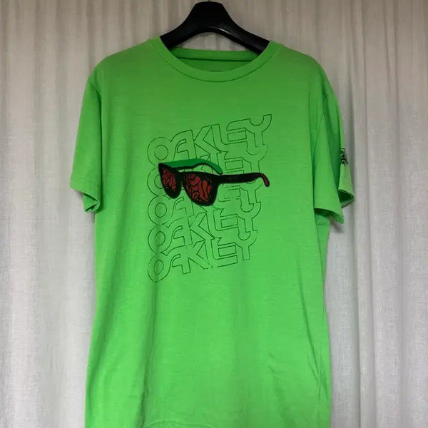 [BUNJANG] Oakley Lime Green T-Shirt (Size M) / [정품] 오클리 반팔티 M/M 라임색(시세 9만원)