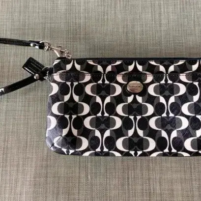 [BUNJANG] Coach Black Signature Pouch / 코치 블랙 패턴 파우치