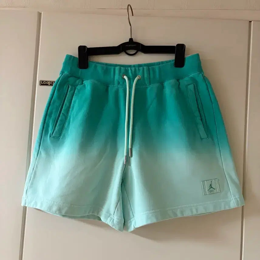 [BUNJANG] Nike Women's New Arrival M-Size Shorts / 나이키 매장정품 반바지 26년신상 여자M사이즈 새제품