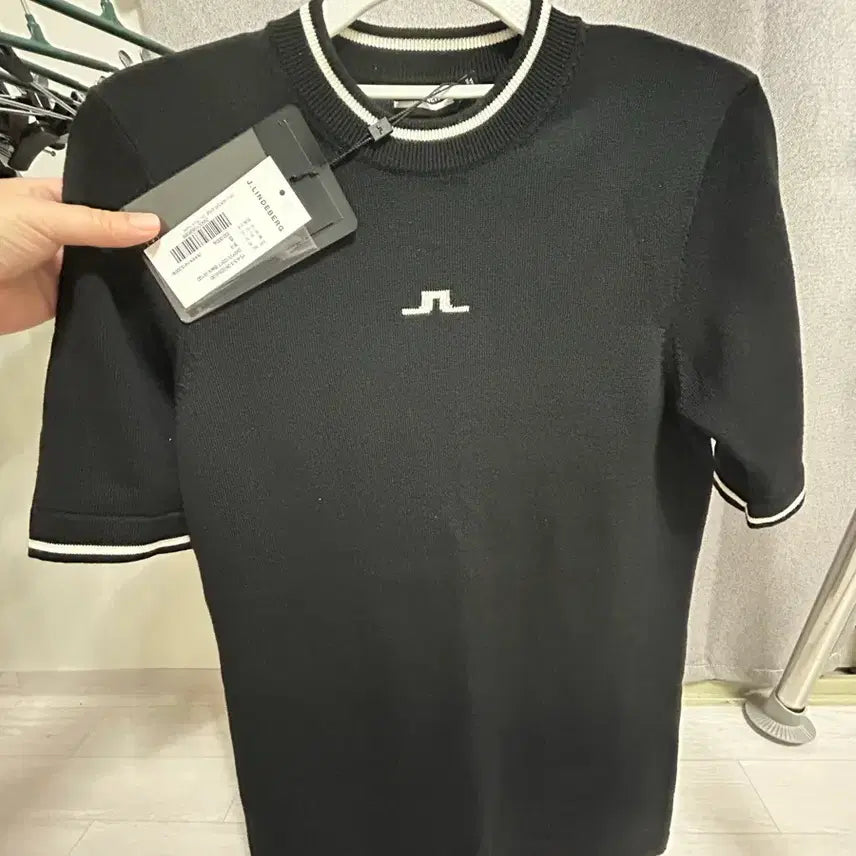 [BUNJANG] J.LINDEBERG Black Knit Short Sleeve Shirt / 제이린드버그  블랙 니트 반팔