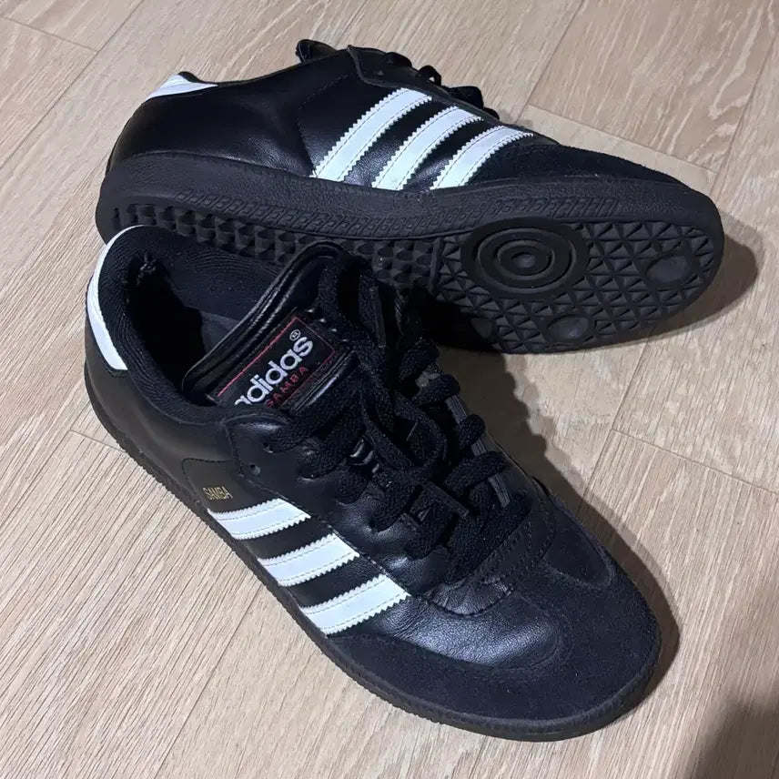 [BUNJANG] Adidas Samba Classic Shoes / ADIDAS SAMBA 아디다스 삼바 클래식 235