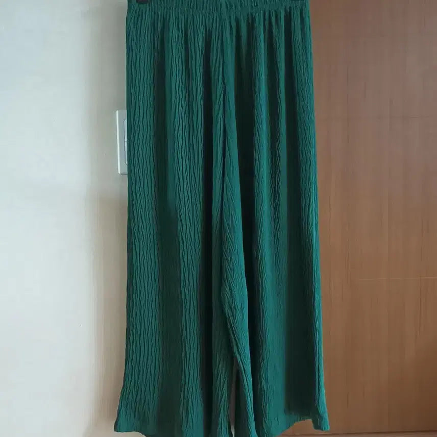 [BUNJANG] Pleated Wide Pants Green / 새옷)플리츠 와이드 팬츠 그린