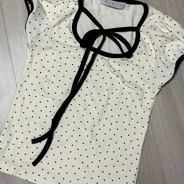 [BUNJANG] Heart Pattern Ribbon Short Sleeve T-Shirt / 에이블리 하트패턴 리본반팔