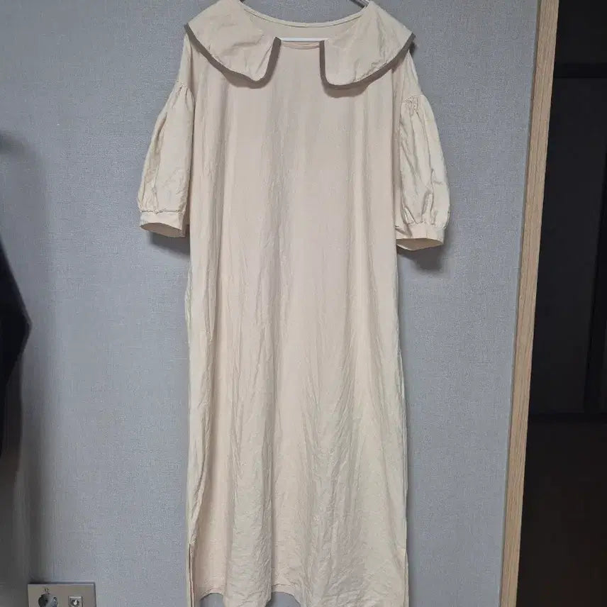 [BUNJANG] Puff Sleeve Long Dress - Beige / 퍼프소매 원피스