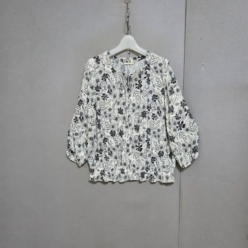 [BUNJANG] BCBG Rayon Blouse 55 / BCBG 시원한 레이온 블라우스 55  n7812