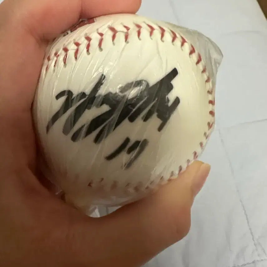 [BUNJANG] Hong Geon-hee Signed Baseball (Doosan Bears / Kia Tigers) / 두산베어스 기아타이거즈 홍건희 싸인볼 로고볼