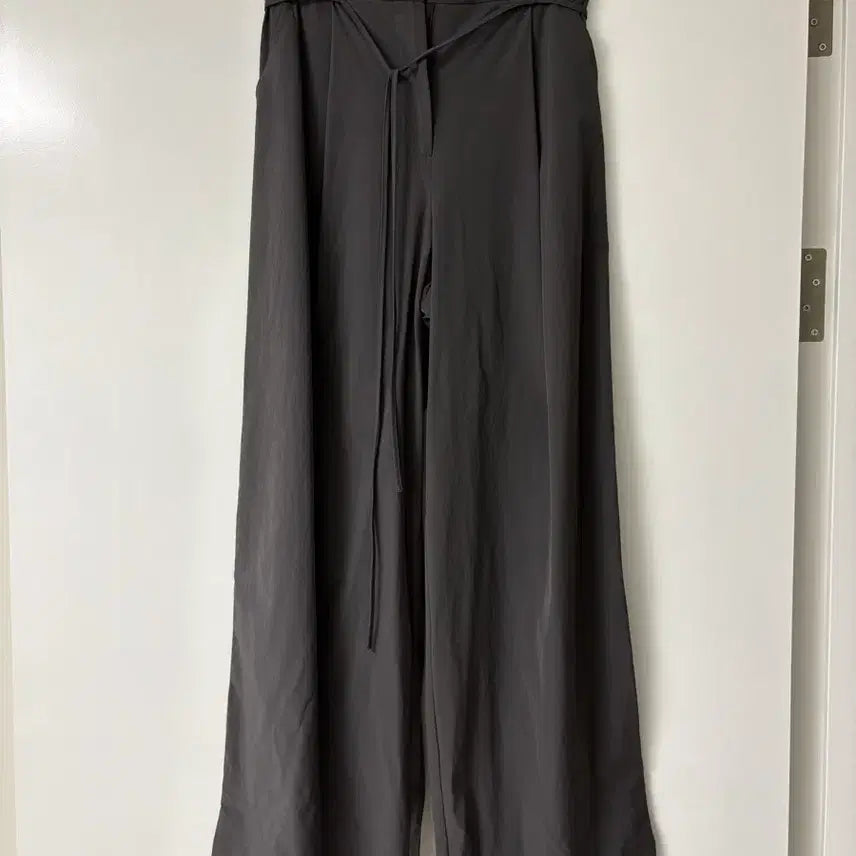 [BUNJANG] It MICHAA Wide Slacks Dark Gray Size 55 / 잇미샤 와이드 슬랙스(다크 그레이 색상, 55 사이즈)