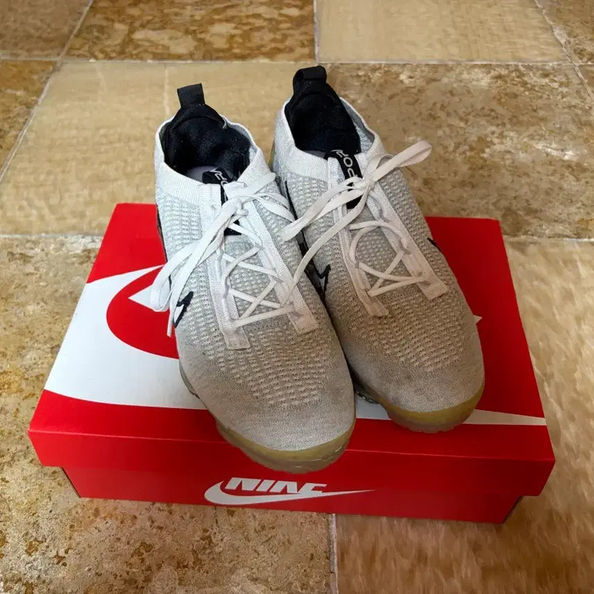 [BUNJANG] Nike Air VaporMax Flyknit 270 / (270)나이키 에어 베이퍼맥스 플라이 니트