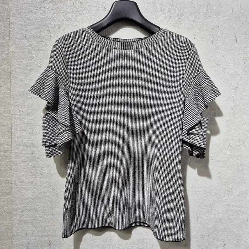 [BUNJANG] MICHAA Check Frill Knit Top / 미샤 체크 프릴 니트
