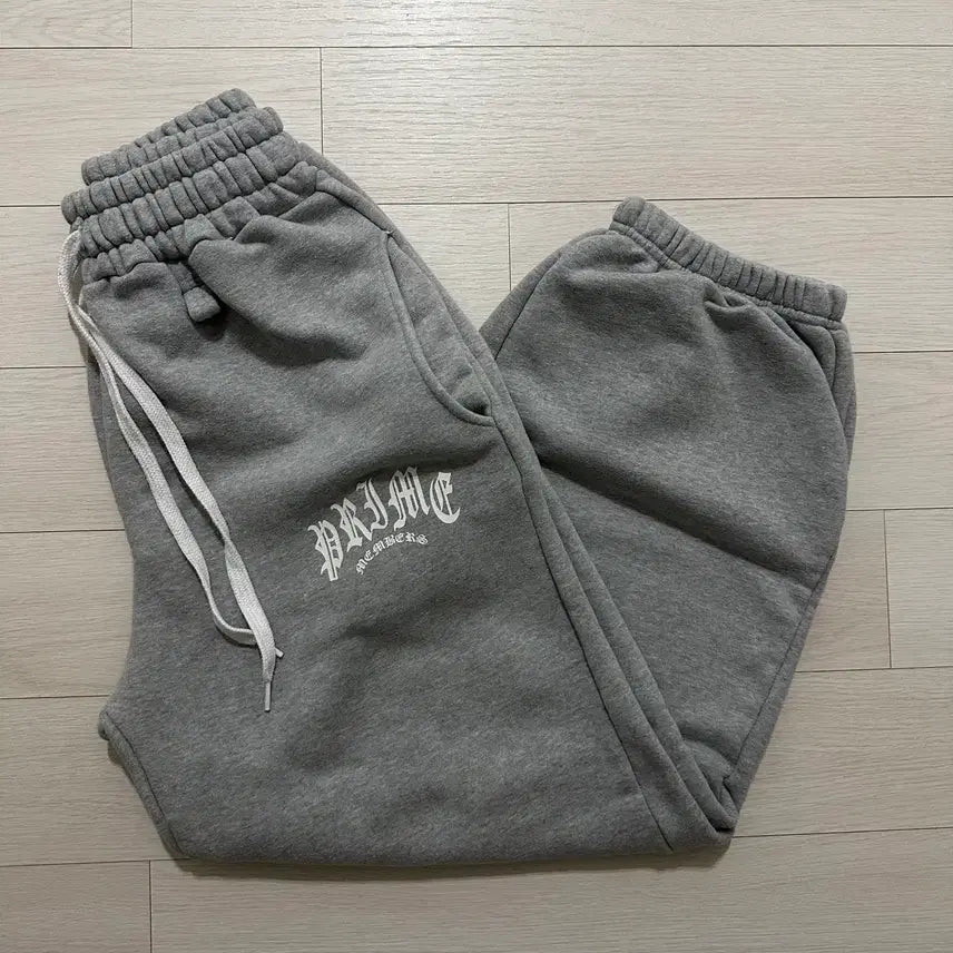 [BUNJANG] Prime Logo Wide Joggers Gray / Prime Logo Wide Joggers Gray FREE