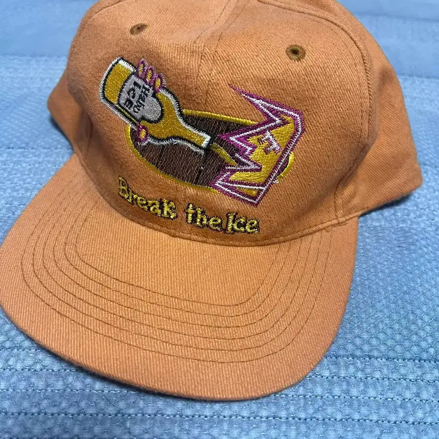 [BUNJANG] Vintage Break the Ice Snapback Hat / 빈티지 스냅백 Break the ice