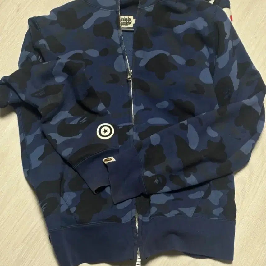 [BUNJANG] BAPE Camo Hoodie M / 베이프 카모 후드집업 청계 M
