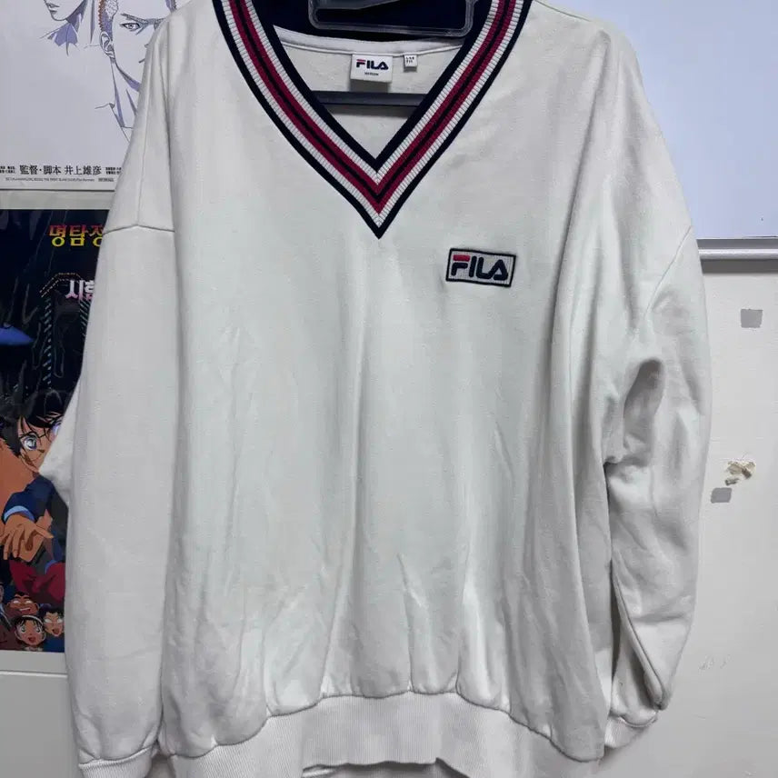 [BUNJANG] Fila V-Neck Sweatshirt White / 휠라 브이넥 맨투맨 화이트