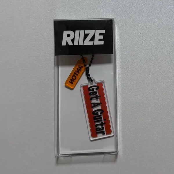 [BUNJANG] RIIZE Get A Guitar Acrylic Keyring Anton Bundle Set / 미개봉) 라이즈 겟어기타 아크릴 키링 앤톤 양도