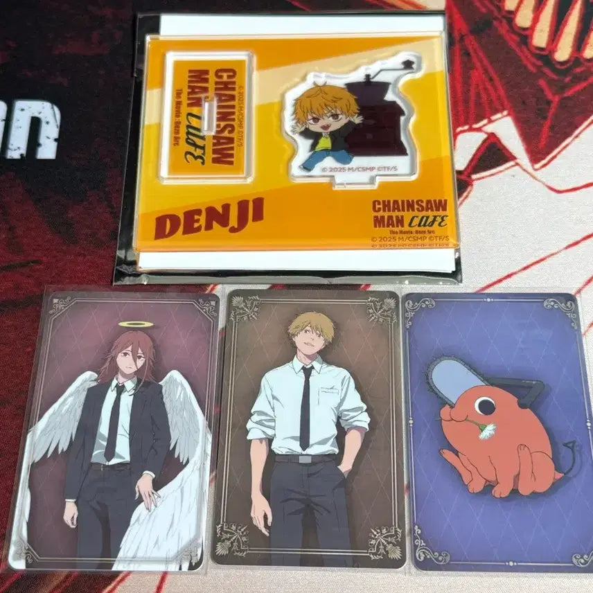 [BUNJANG] Chainsaw Man Reze Arc Denji Acrylic Stand & 3 Photocard Bundle Set / 일괄) 체인소맨 레제편 콜라보 카페 덴지 아크릴 스탠드 & 포토카드 3종