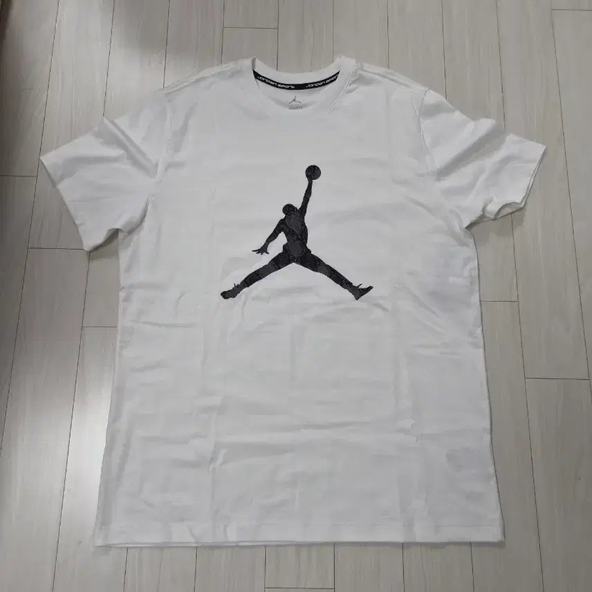[BUNJANG] Nike Jordan Graphic T-Shirt XL / 나이키 조던 반팔 XL 새상품