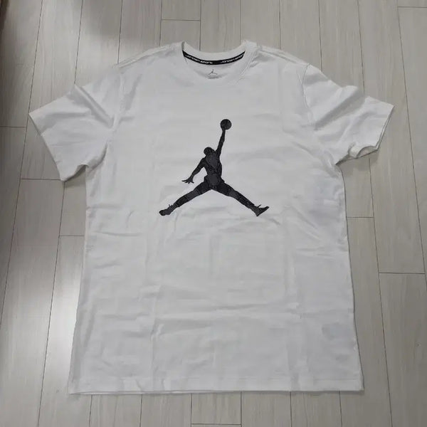 [BUNJANG] Nike Jordan Graphic T-Shirt XL / 나이키 조던 반팔 XL 새상품