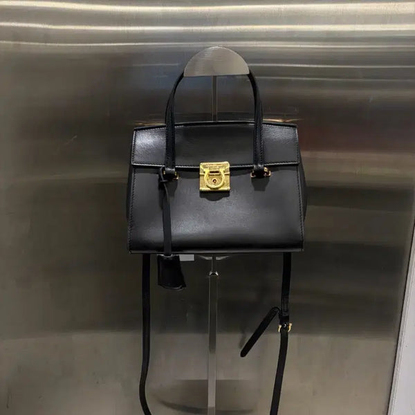 [BUNJANG] Salvatore Ferragamo Gancini Mara Mini Tote Bag Black / 페라가모 간치니 토트백 블랙