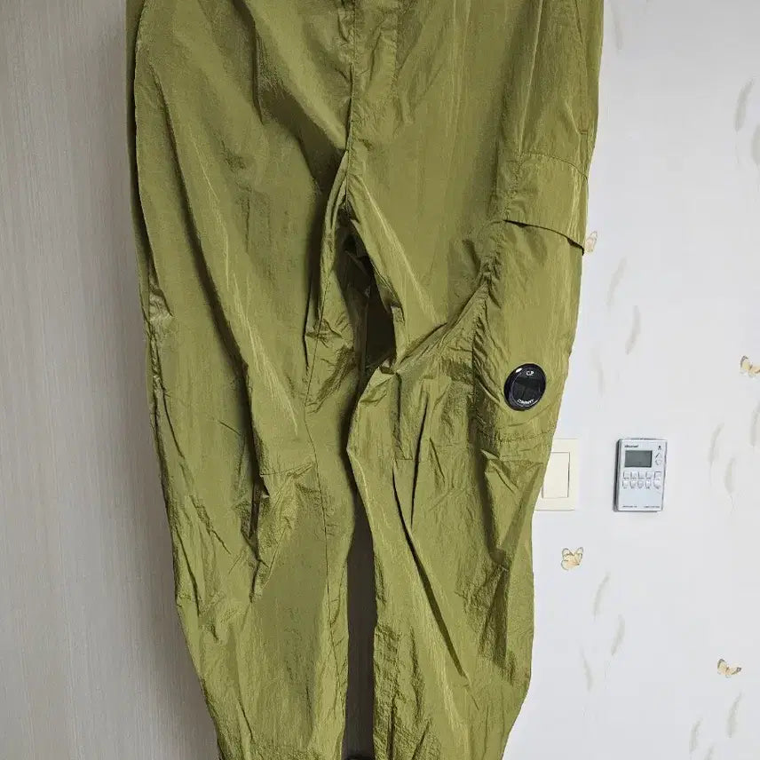 [BUNJANG] CP Company Nylon Metallic Pants / cp company 나일론 메탈릭팬츠