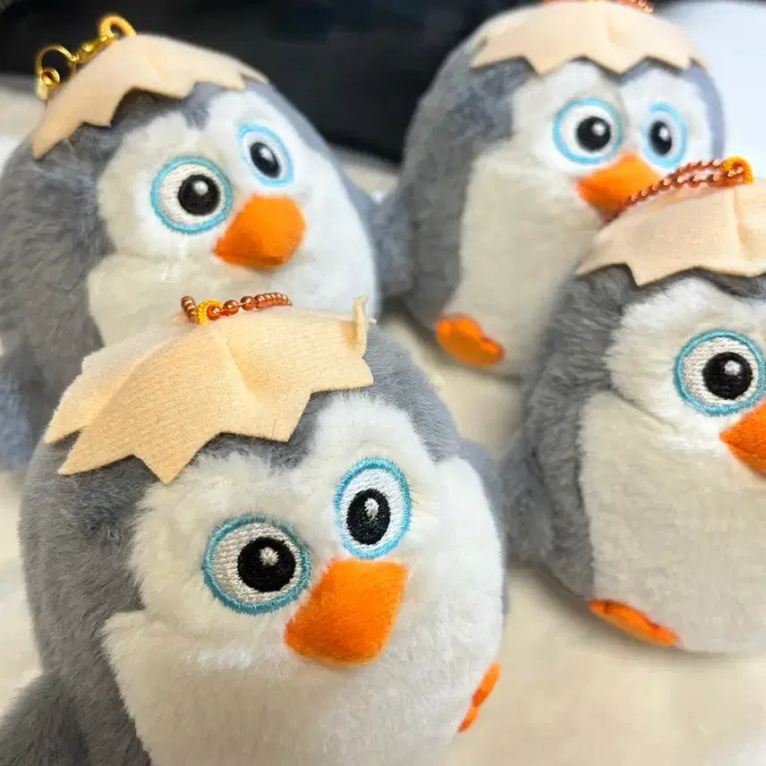 [BUNJANG] Madagascar Penguins Set (1+1) Mini Keychains / 새 상품[1+1]마다가스카의 펭귄 4마리