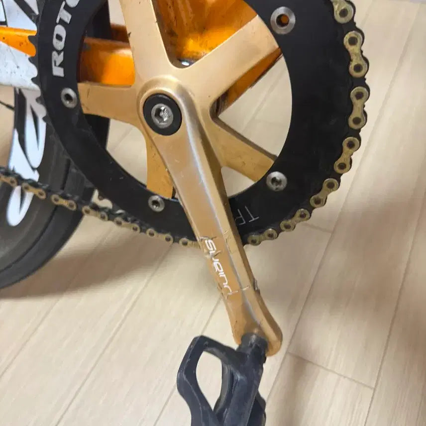 [BUNJANG] Sugino 75 Gold Crankset (Chainring Included) 165mm / 스기노75골드 크랭크셋(첸링만미포)
