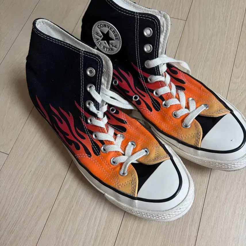 [BUNJANG] Converse Chuck Taylor All-Star High Top Flame Pattern Sneakers / 컨버스 척테일러 하이탑 불꽃 패턴 스니커즈