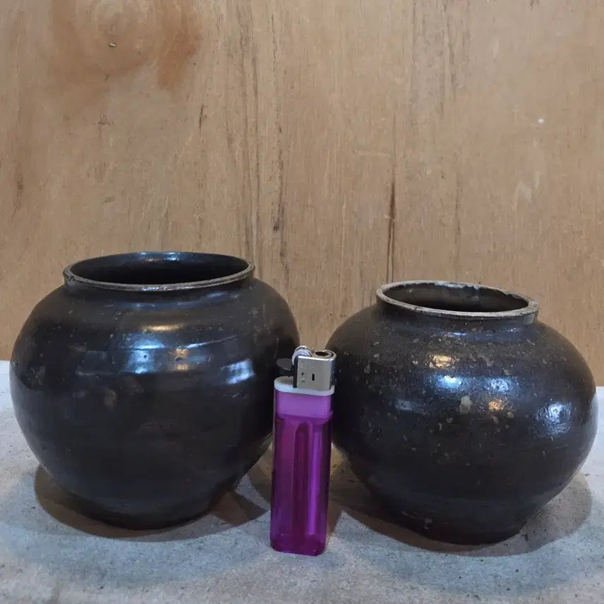 [BUNJANG] Antique Onggi Cockle Jar / Almond Jar Set (2 pcs) / 100년세월의 옹기 꼬막단지 / 알단지 2점