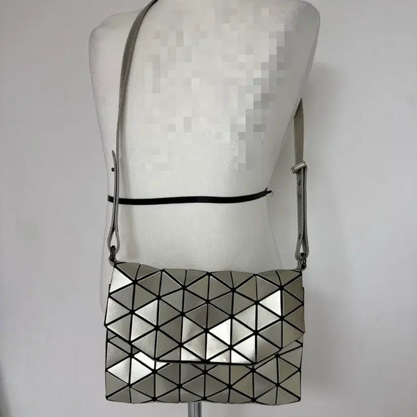 [BUNJANG] Silver Tote Bag with Shoulder Strap / 토트백 실버