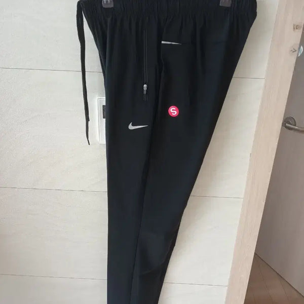 [BUNJANG] Nike Dri-FIT Cooling Performance Summer Pants (Size S, Black) / 나이키 여름용 기능성 냉감팬츠 S 새상품 블랙