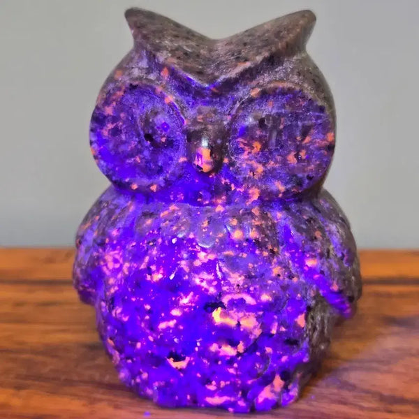 [BUNJANG] Luminous Yooperlite Owl Mineral Specimen / 26071904 컬러가 영롱한 요퍼라이트 부엉이 광물 수석 팝니다