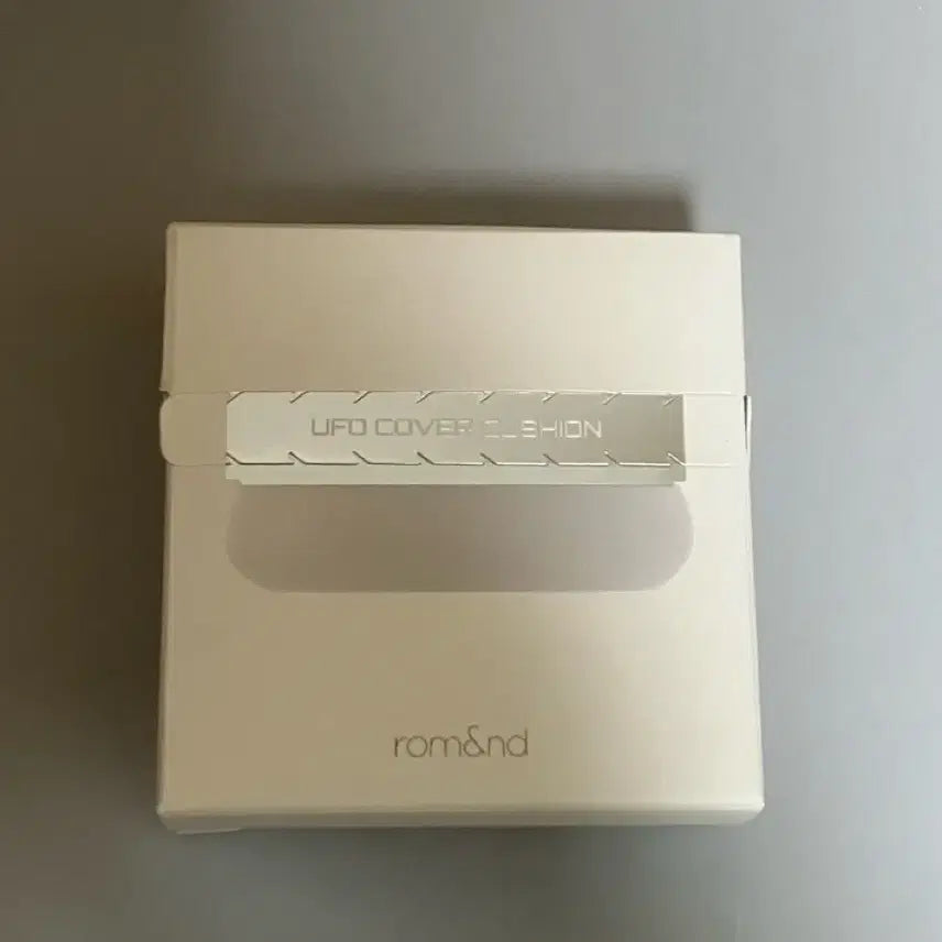 [BUNJANG] Rom&nd UFO Cover Cushion (Sealed) - Pure 21 / (미개봉) 롬앤 UFO 커버 쿠션