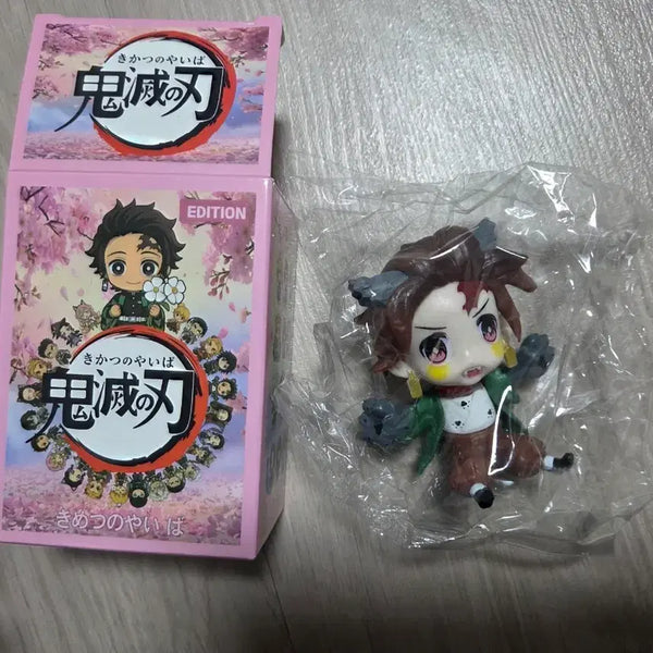 [BUNJANG] Demon Slayer Tanjiro Kamado Sakura Edition Figure / 귀멸의 칼날 탄지로 벚꽃 에디션 피규어