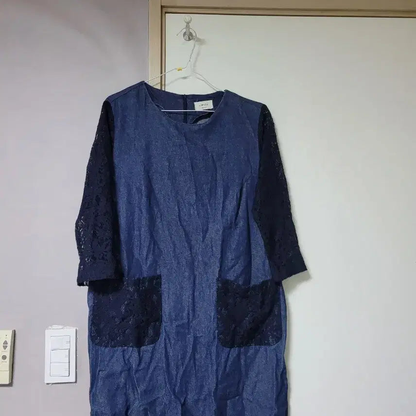 [BUNJANG] Denim Lace Detail Dress / 데님 고급스러운 레이스 디테일이 더해진 원피스예요