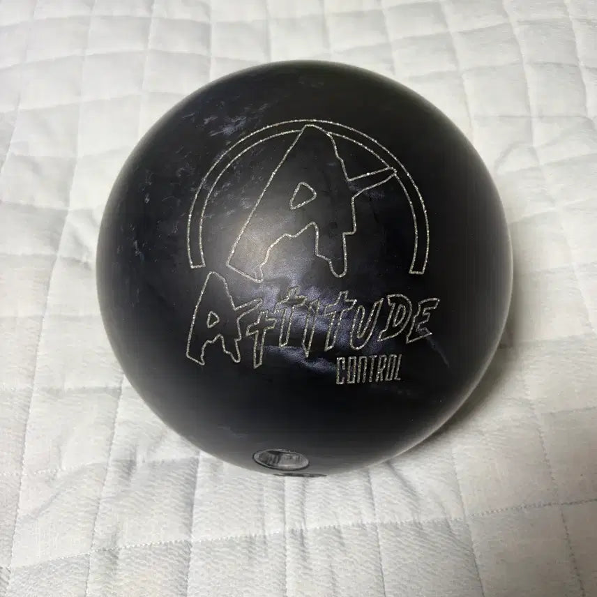 [BUNJANG] Brunswick Attitude Control Black Urethane Bowling Ball 14lb / 브런스윅 애티튜드 컨트롤 블랙 우레탄 14p 볼링공 투핑거