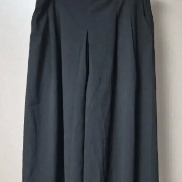 [BUNJANG] The Edge 9-Part Wide Pants / 더엣지 블랙 9부 와이드 팬츠 66