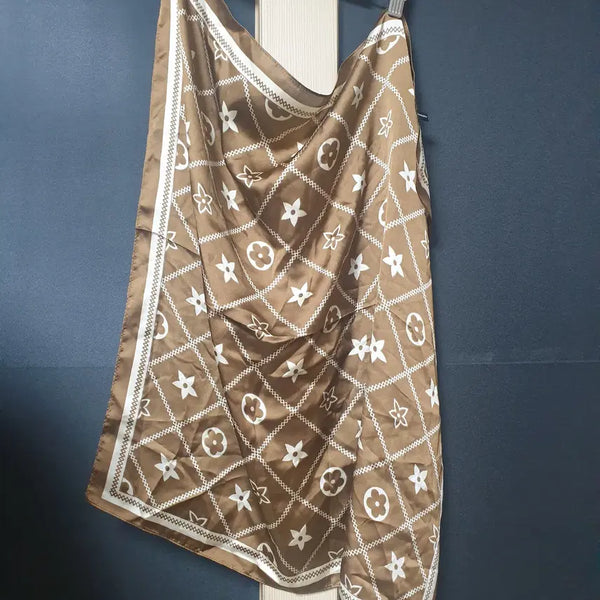 [BUNJANG] Brown Star Flower Pattern Square Scarf / 진짜만원 별꽃무늬 브라운 사각스카프