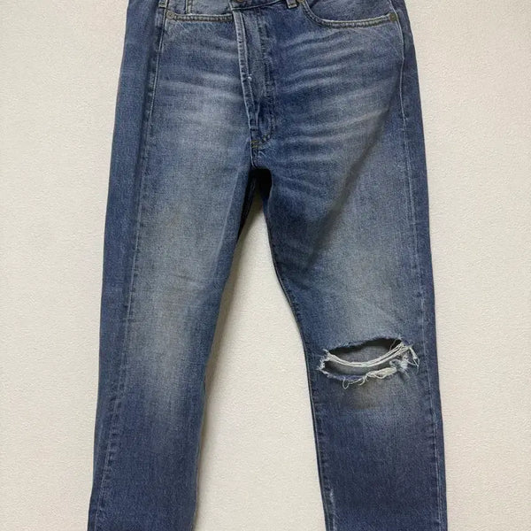 [BUNJANG] ALSSIRTEEN Crossover Distressed Jeans (Size 25) / 알써틴 크로스 오버 디스 청바지 판매해요 (25)