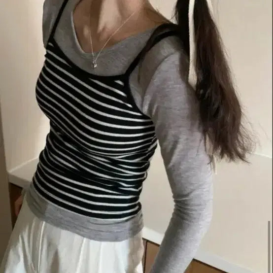 [BUNJANG] Melounge Striped Tank Top / 멜라운지 스트라이프나시 새상품