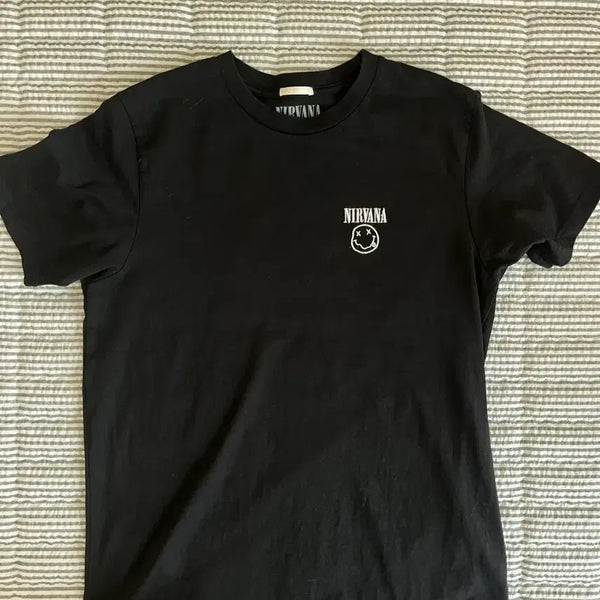 [BUNJANG] GU Nirvana T-shirt (Black, L) / [L] GU 너바나 반팔티