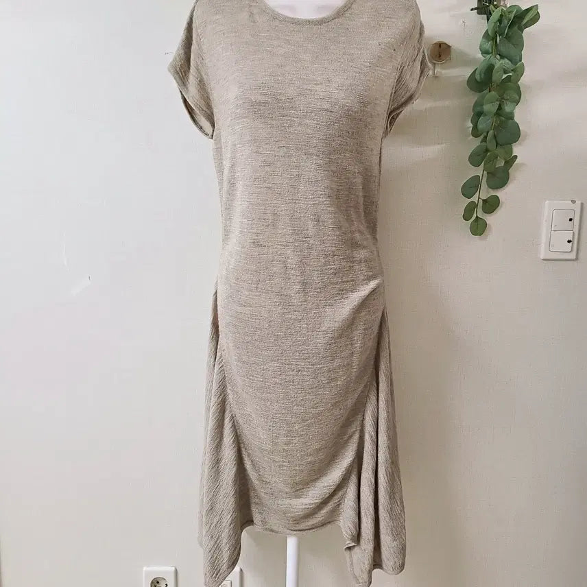 [BUNJANG] System Shirring Unbalanced Knit Dress / 한섬 시스템 셔링언밸런스 니트원피스 55 66 브라운